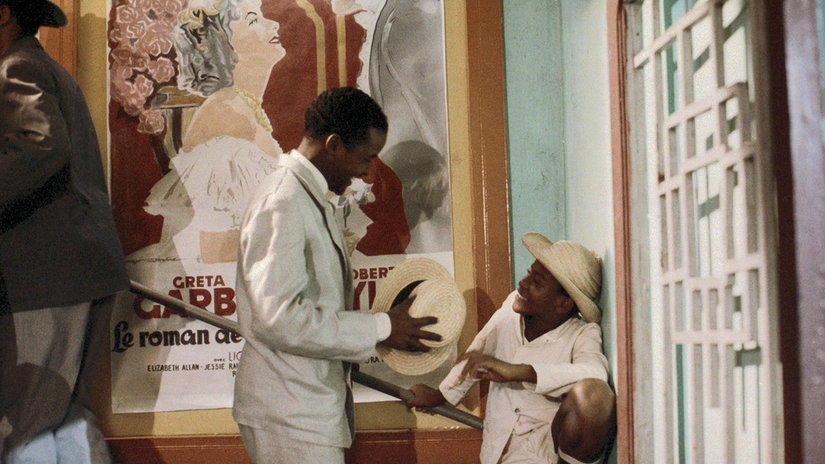 The film stills in this thread are from Sugar Cane Alley (Rue Cases-Nègres) (1983) directed by Martinican filmmaker, Euzhan Palcy. The film is set in 1930s Martinican society operating under French colonial rule + systemic oppression.  #SUNUnotes  #SUNUjournal