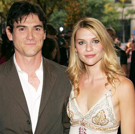 In 2003 Billy Crudup left the very pregnant Mary Louise Parker for Claire Danes. This was probably the biggest celeb gossip before Brangelina. It almost destroyed Danes career. Parker also detailed the devastating effects of the affair in her 2015 memoir.