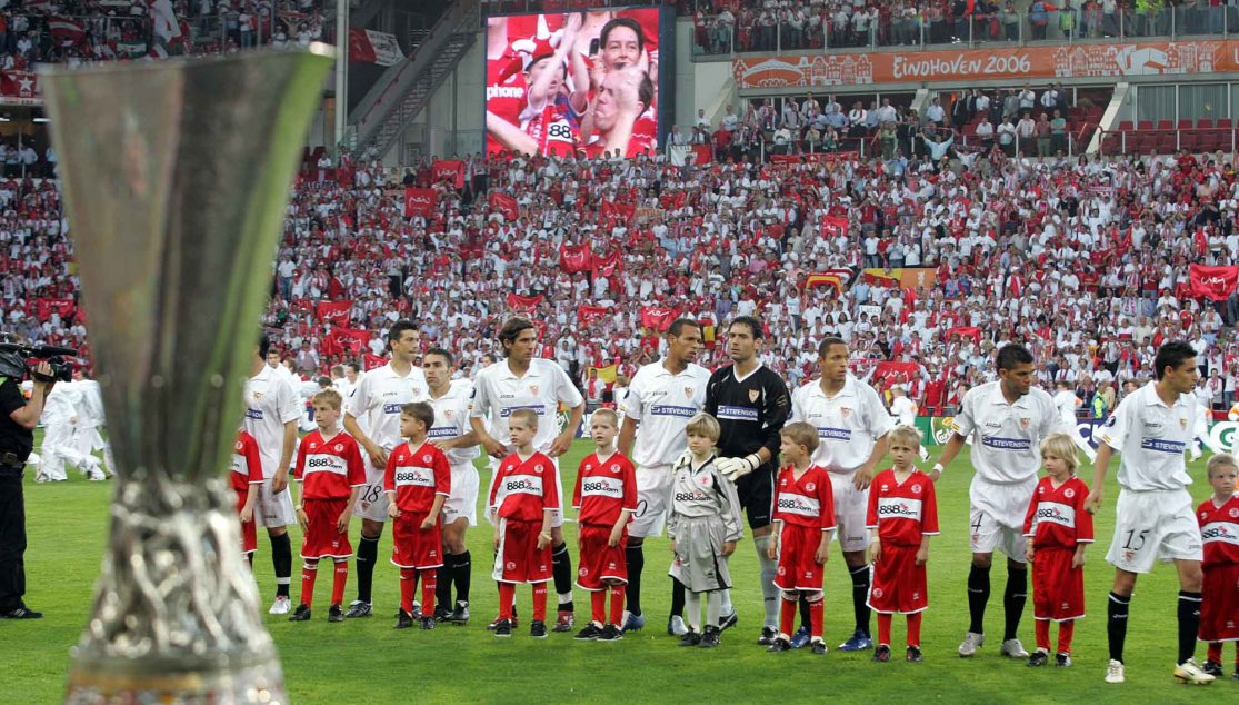 leonsfdo's tweet photo. Hoy hace 14 años que llamamos a la puerta para que nos dejaran entrar.
Hoy hace 14 años,que entramos...
Y entramos...para quedarnos de por vida en la élite del fútbol europeo. 
Esto no es opinión,esto es realidad, más real que muchos de nuestros sueños. 
Te quiero SFC https://t.co/hro5nWzwNq