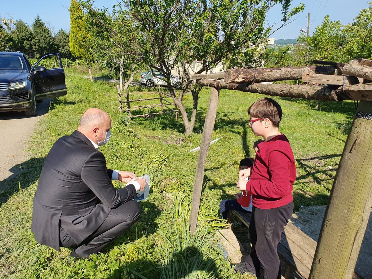 Gökçekaraoğlan Mahallemiz sakinlerinden hakkın rahmetine kavuşan Yaşar Özkan’ın ailesine başsağlığı dileklerimizi ilettik. Merhuma Allah’tan rahmet kederli ailesine ve yakınlarına sabırlar dilerim.