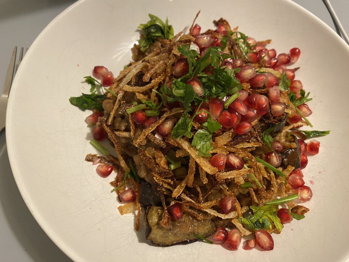 msAliceCollins's tweet photo. Holy mackerel that @Samitamimi cook book Falastin is a work of pure genius. Even dreamed I was having an affair with @ottolenghi last night and felt like I was cheating. Husband says either would be a good choice 😂 #welovefood https://t.co/oQmfHn2l2C