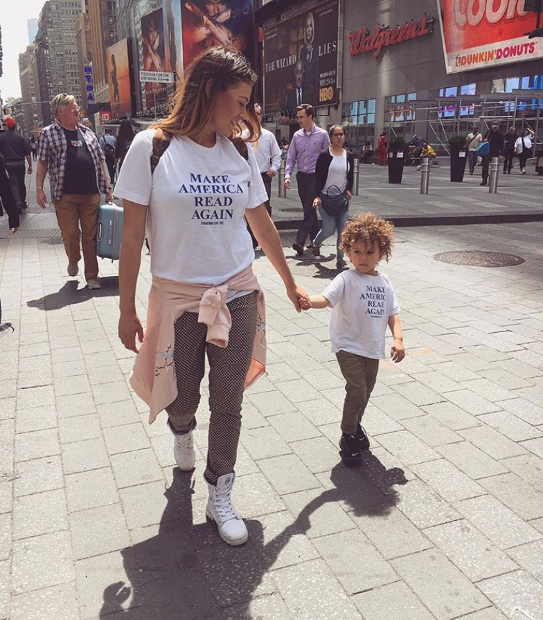 strandbookstore's tweet photo. Happy #MothersDay!! 🎉 Cheers to the moms that inspired us to love reading and to the moms passing that love onto the next generation of voracious readers.  📸: @kinoeyetay https://t.co/Q338PVIdIY