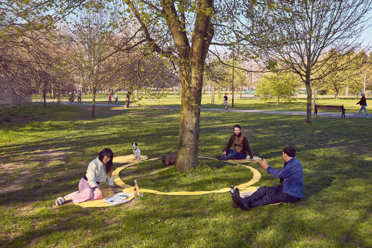 trendtionary's tweet photo. ‘Here Comes the Sun’ social distancing picnic blanket - via London-based designer @PaulCocksedge - #Socialdistance #Covid19 #Covid #Covid_19 #Coronavirus #CovidInnovations #Innovation #HappySunday https://t.co/JExVtEf6Bf