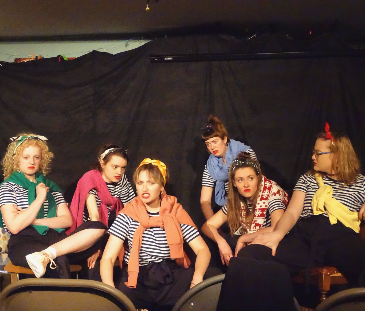 YourAuntFanny's tweet photo. One year ago today we debuted #MingeUnhinged to the world!!! Here we are during our dress run @WAFfringe after a 9 hour coach journey, a night in a manky hostel with no shower and some last minute line learning on the stairs. Somehow it went mint. #anniversary #womenincomedy https://t.co/7DzFzU4Mc6
