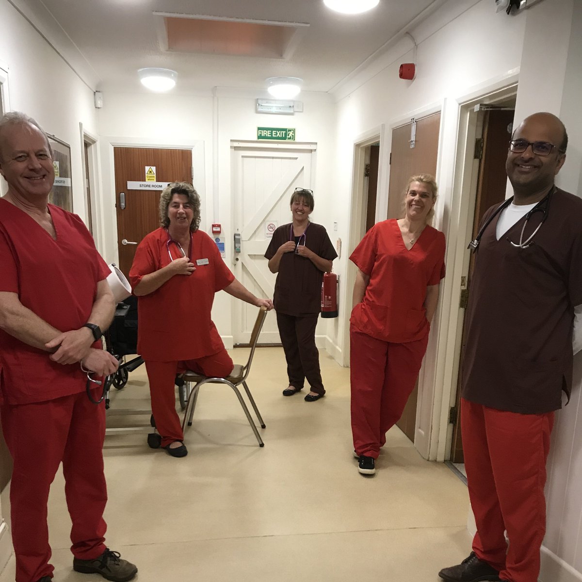 s2wie's tweet photo. @SpiritFMSussex Big shout out to Lisa and Tracey #ArtofDanceandFitness and their band of volunteer seamstresses. Supplying #scrubs to the team at Parklands, Chichester. Huge thanks to you all! #NHSHeroes #HelpingtheNHS https://t.co/rBehYVg38I