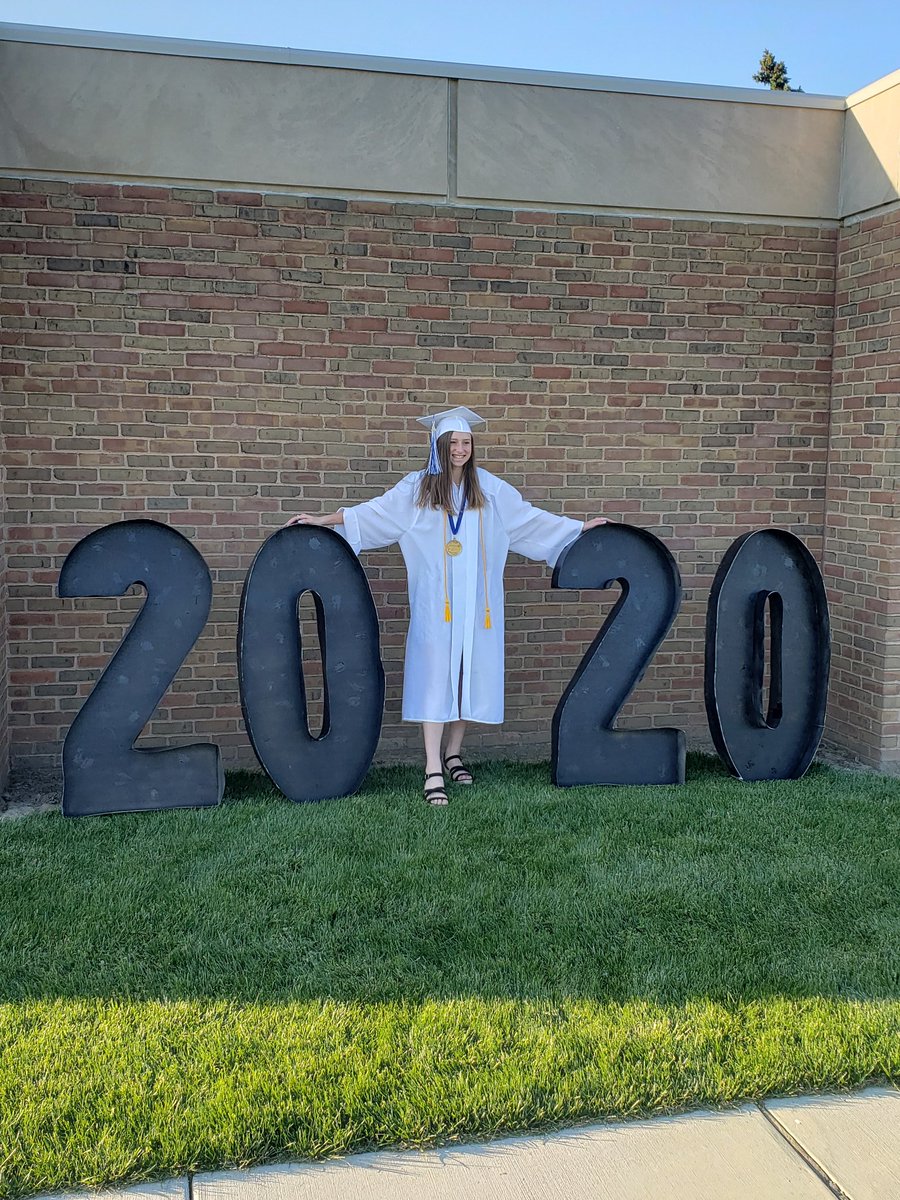 bryantheis's tweet photo. Congratulations Maddy! Mom and I love you so much and are looking forward to the next chapter in your life! Great things ahead. Also, a huge Thank You to all those involved in making yesterday such a special day for all AWHS Seniors!!! #AWHS2020 https://t.co/J5SOQYCD6G