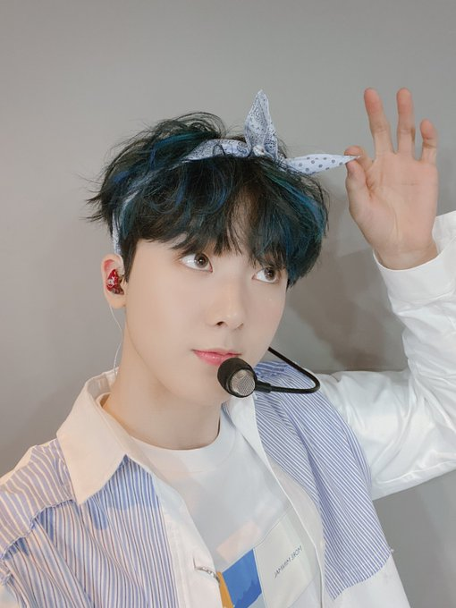 Sanha_Spain's tweet photo. [TRAD] 200510 Actualización de la cuenta oficial de #ASTRO (@offclASTRO) con #SANHA y #EUNWOO el 200509

Knock knock en los corazones de Roha 💜
¿Los abriréis? ☺️
#WooSan #Neolchajaga #knock https://t.co/0J9XdHKGg2