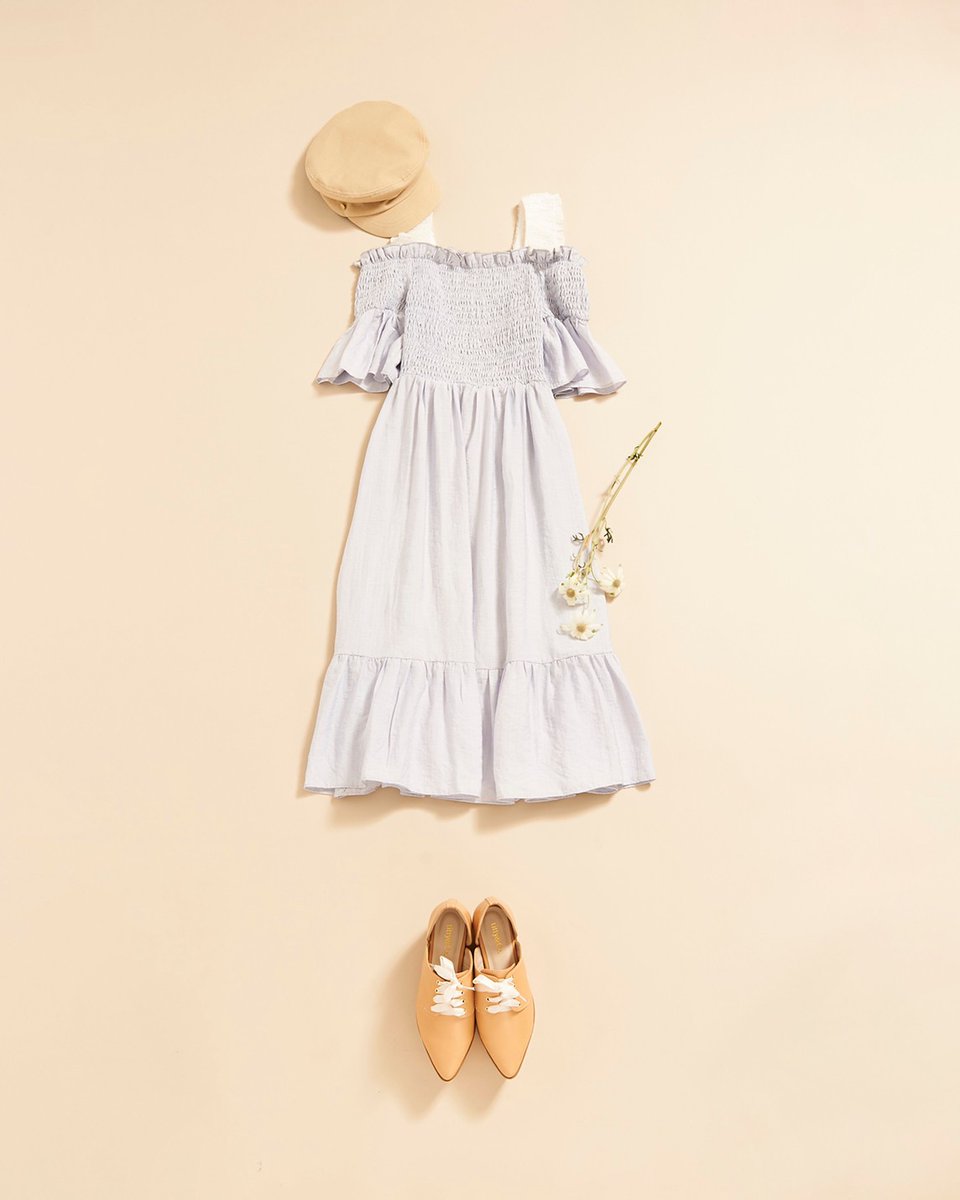 Titty Co على تويتر Web Store New Arrival レースストラップオフショルワンピース 7 990 ベージュ ライトブルー ピンク 大人気ワンピースが入荷 二段に重ねたストラップがポイントの 大人可愛いミディ丈ワンピースです さらりとした生地感なので