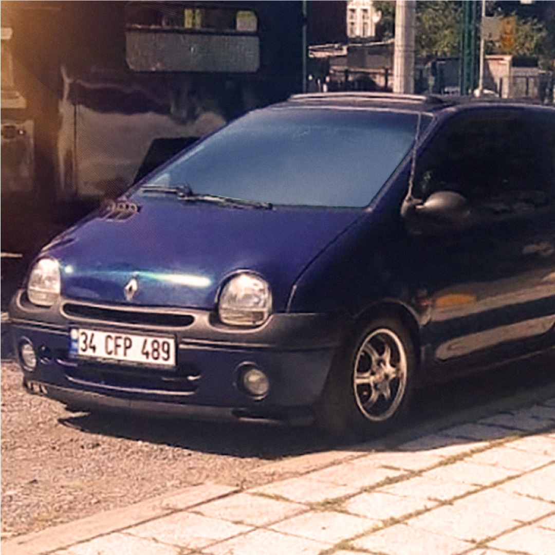 twingoriderscl1's tweet photo. TRC Cars “Tosun Paşa” #twingoridersclub” #twingo #renaulttwingo #twingotürkiye https://t.co/8I1s8mYBNX