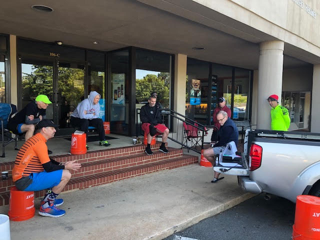 f3backup's tweet photo. 9 HIM's for a @F3Big_Worm lead on the "Live Right".  Serve vs survive.  Serving makes the HIM a better man and leader.  #UCanTBeTheCenterOfTheUniverse  @F3QSource @F3Metro https://t.co/3bDEd3WyjQ