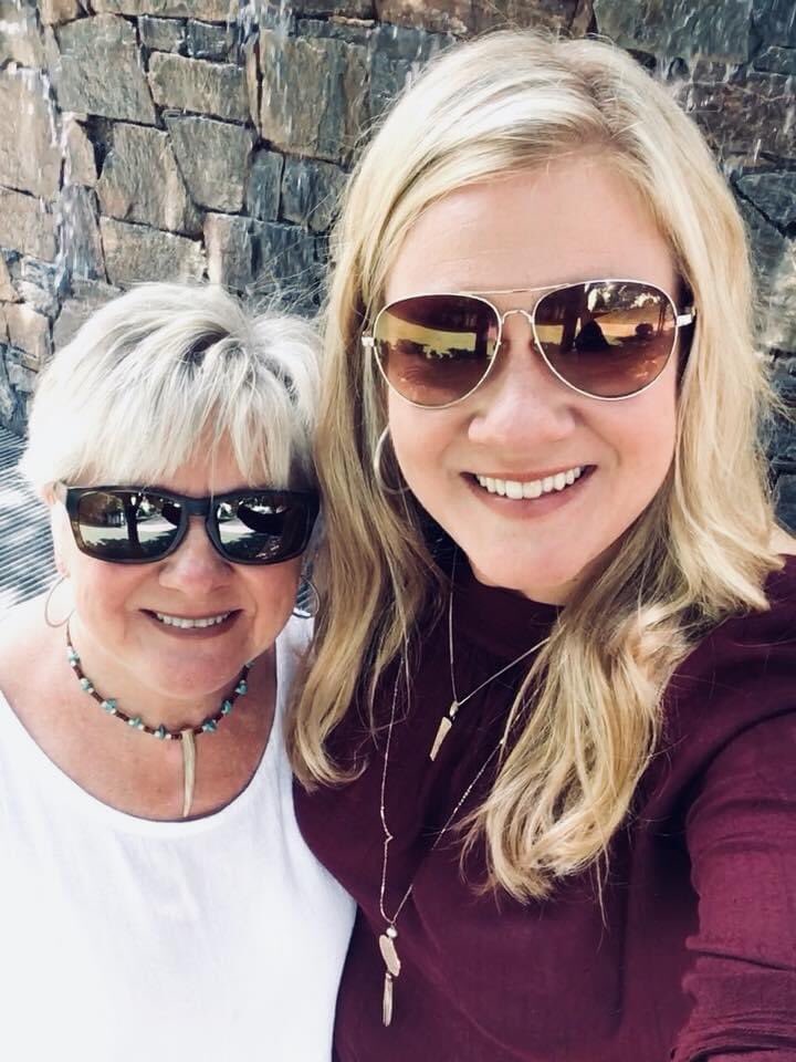 Linz4815's tweet photo. Happy Mother’s Day, moms! Today I’m celebrating the gift of being a mom &amp; the joy my mom has brought 2 my life. Not only is she the best mom but the most wonderful Mimi! Thanks 4  always going above &amp; beyond 4 our family &amp; loving the way u do. We r blessed w the best! I love u 💗 https://t.co/DF6vIEqXpv