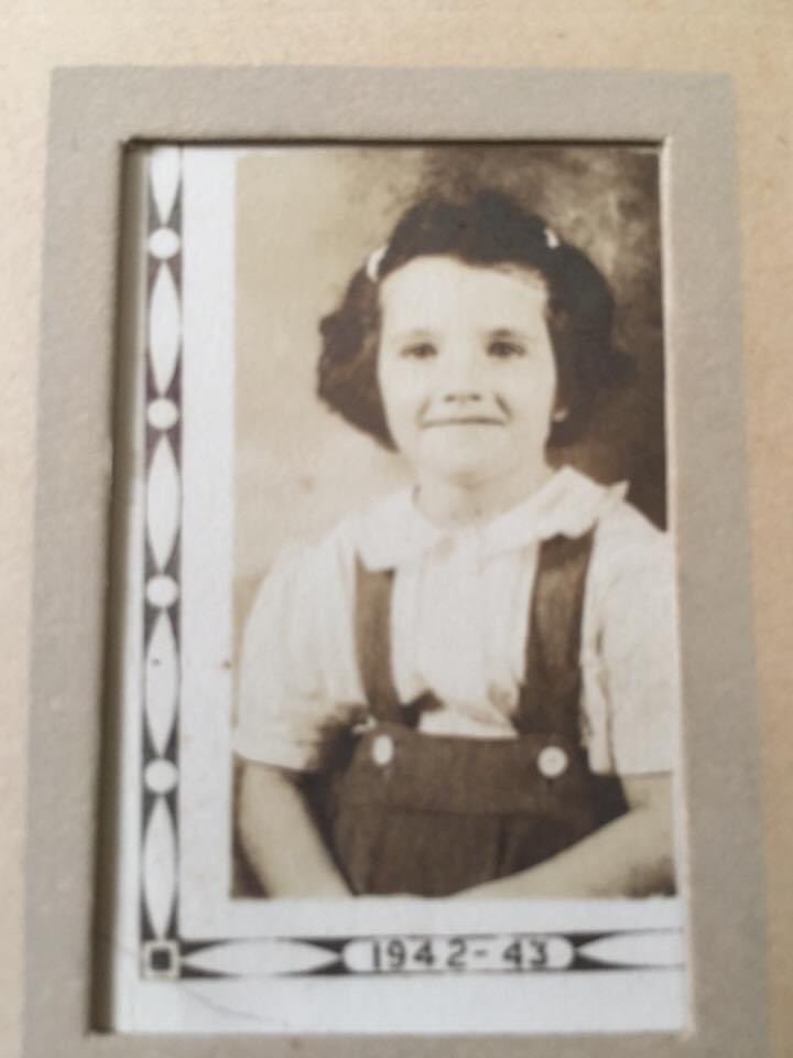 USAmbKeshap's tweet photo. #HappyMothersDay and lots of love to my respected Mom, Zoë Antoinette Calvert, born in #NorthCarolina, raised and educated in #Virginia, began her #USForeignService career in #India, married my Dad in #London, and raised four sons in #Europe, #Africa, #Asia, and #America. 🙏🏼 https://t.co/ZsqhU5l9Xp
