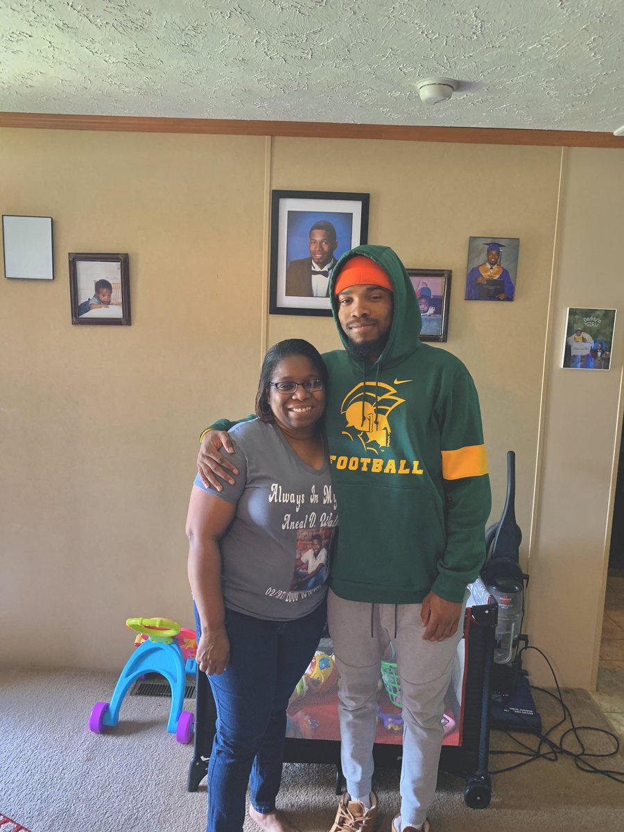 iamzionlewis's tweet photo. They say “ Love Your Mother You Only Get One “ lucky I’m blessed to have two. We Love &amp; Miss You Kid 💙 Happy Mother’s Day #nealspeed #longliveneal https://t.co/PCxYpK0JD8