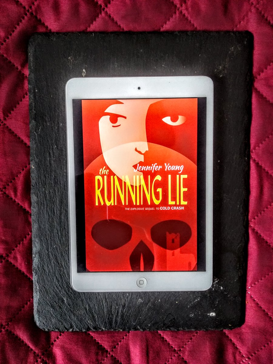 DrNovelNovelist's tweet photo. : review for the brilliant #TheRunningLie by Jennifer Young 
@maxfalkland thank you @damppebbles #CinnamonPress #damppebblesblogtours #BookReview #BlogTour https://t.co/UTxhT5hM8p https://t.co/wwzH3YVvIZ