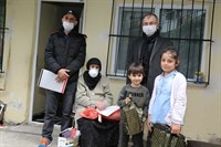 Vali Doruk’tan “Anneler Günü” Ziyaretleri

artvin.gov.tr/vali-doruktan-…