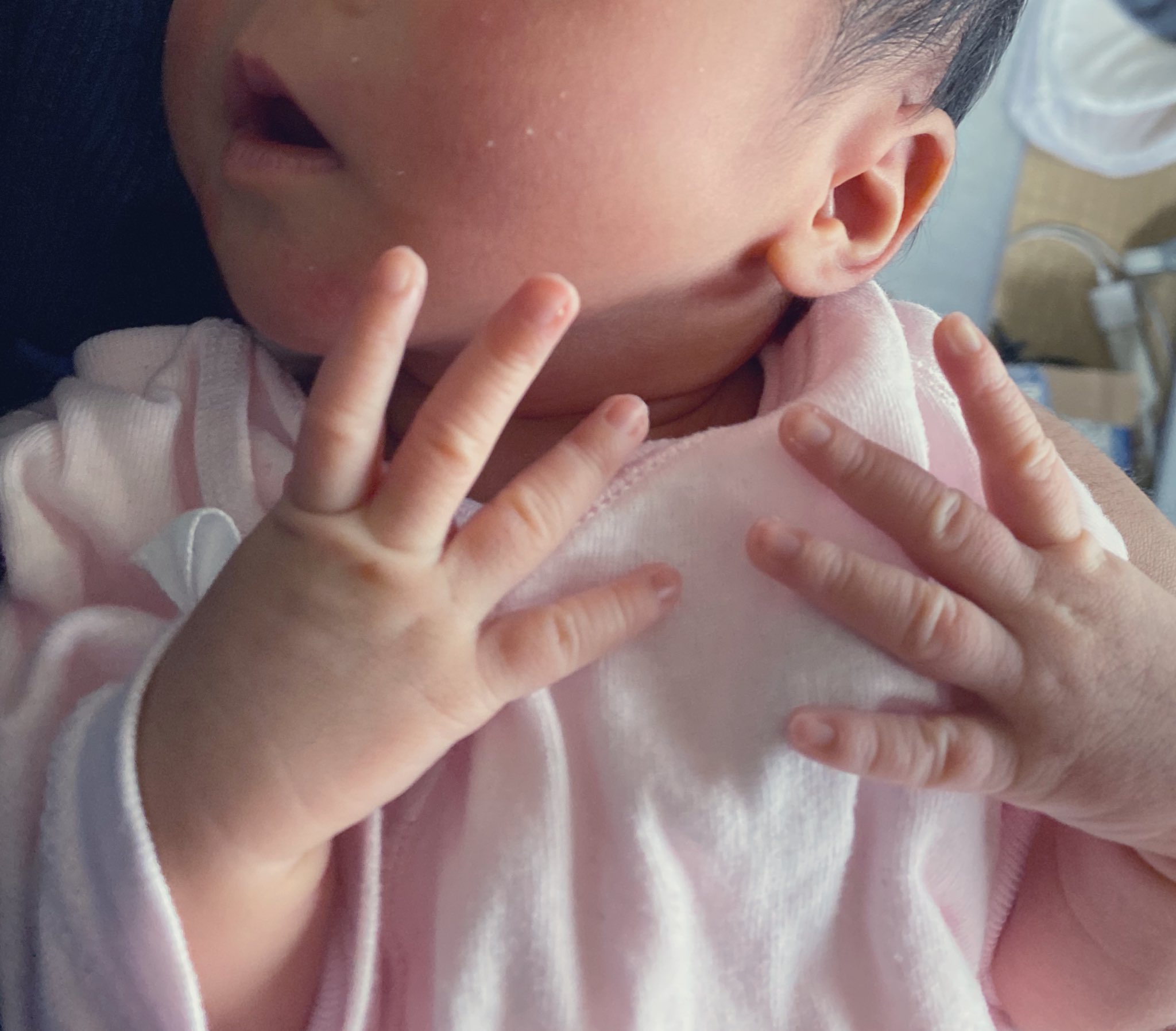 肉太郎 娘のハンドサイン 2pacかと思ったがよく見ると全然違う T Co Unj0xhgvyq Twitter 肉太郎 娘のハンドサイン 2pacかと思ったがよく見ると全然違う T Co Unj0xhgvyq Twitter