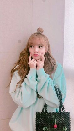 himama_yay's tweet photo. Cùng nhau đi trên con đường trải đầy hoa nhé😍😍😍
#LalisaIsThatGirl
#NineYearsWithLalisa https://t.co/aSxzMnJ5GU