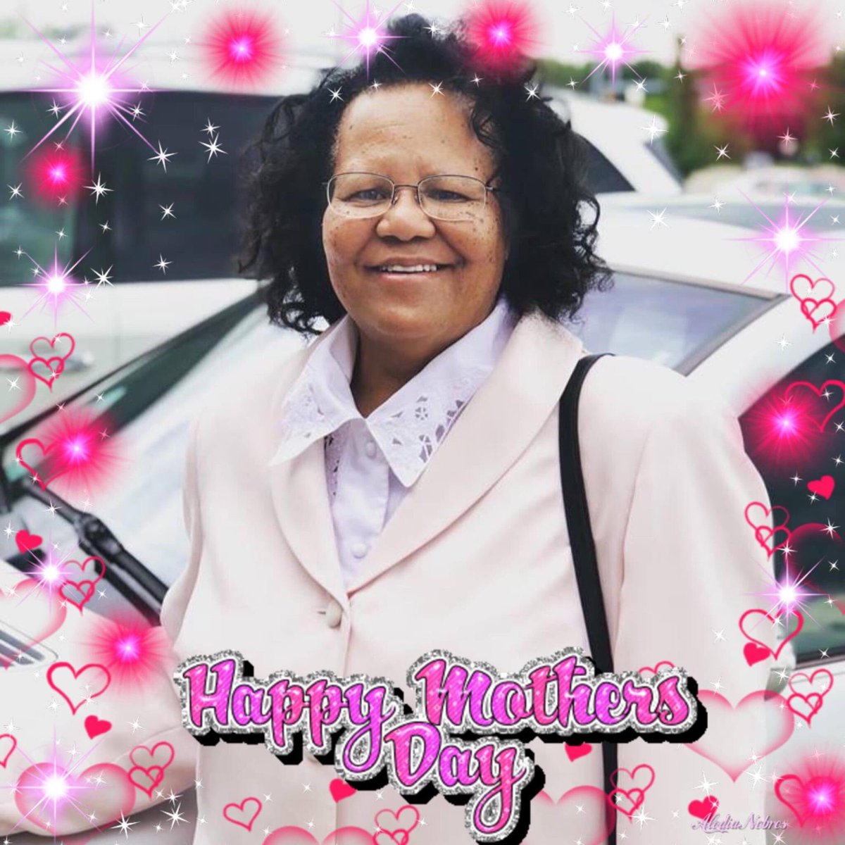 columnist1914's tweet photo. Happy #MothersDay to all the Moms out there! Especially my mom, Wanda Hayes!
#gthought #quotes https://t.co/GQUEnbEkRT