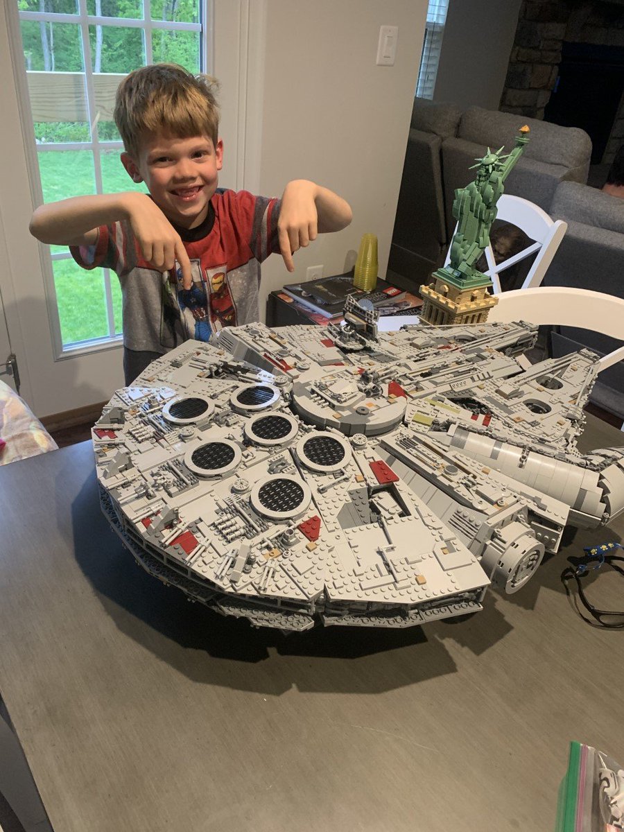 DSRRLC1's tweet photo. #StarWars #LEGO #LegoStarWars #VAESP #education #teacher #parent #math #Engineering  #determination #flippedclassroom  #learning   This is the difference in blended and flipped classroom learning! I couldn't be prouder as a teacher! Way to utilize math, and love of Lego&amp;StarWars! https://t.co/BpEQ7j753W