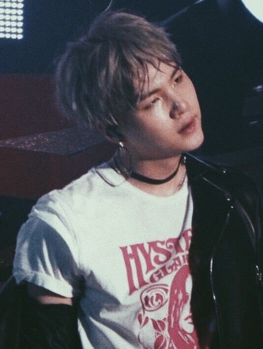 Yoongi being incredibly hot; a thread