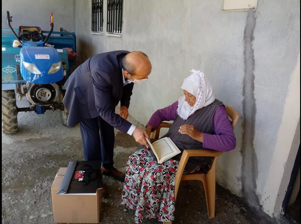 MemBattalgazi's tweet photo. İlçe Milli Eğitim Müdürümüz Sayın Recep BULUT, ilçemizde bulunan annelerimizi bu özel günlerinde ziyaret etti.
@recepbulutmtfb 
@MalatyaMem 
@tatliali12 
@tcmeb 
@ziyaselcuk https://t.co/abytQWPBxN