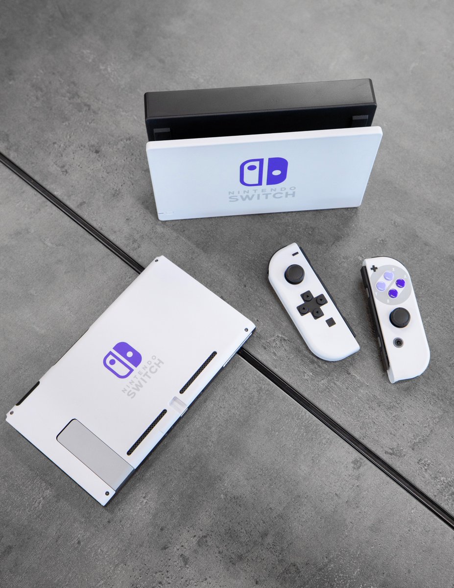 Alright it's international giveaway time - Looking to make someone's quarantine time a little more fun! Giving away this customized SNES Edition Nintendo Switch Just RETWEET to enter and I'll pick a random winner in 24 hours. Shoutout to @ColorWare for making this possible!