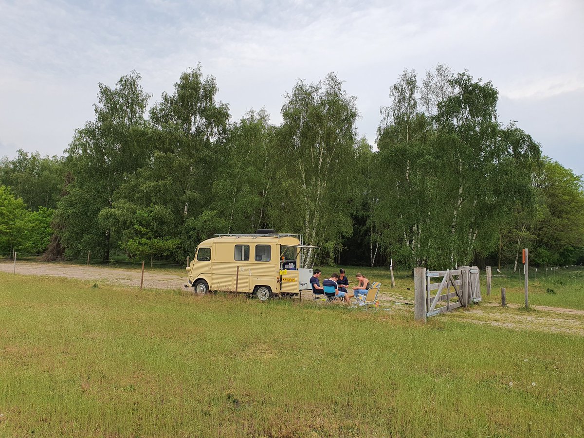 Was een heerlijke lunch. Ouderwets met de #camper  in de #maashorst en eigen gezin