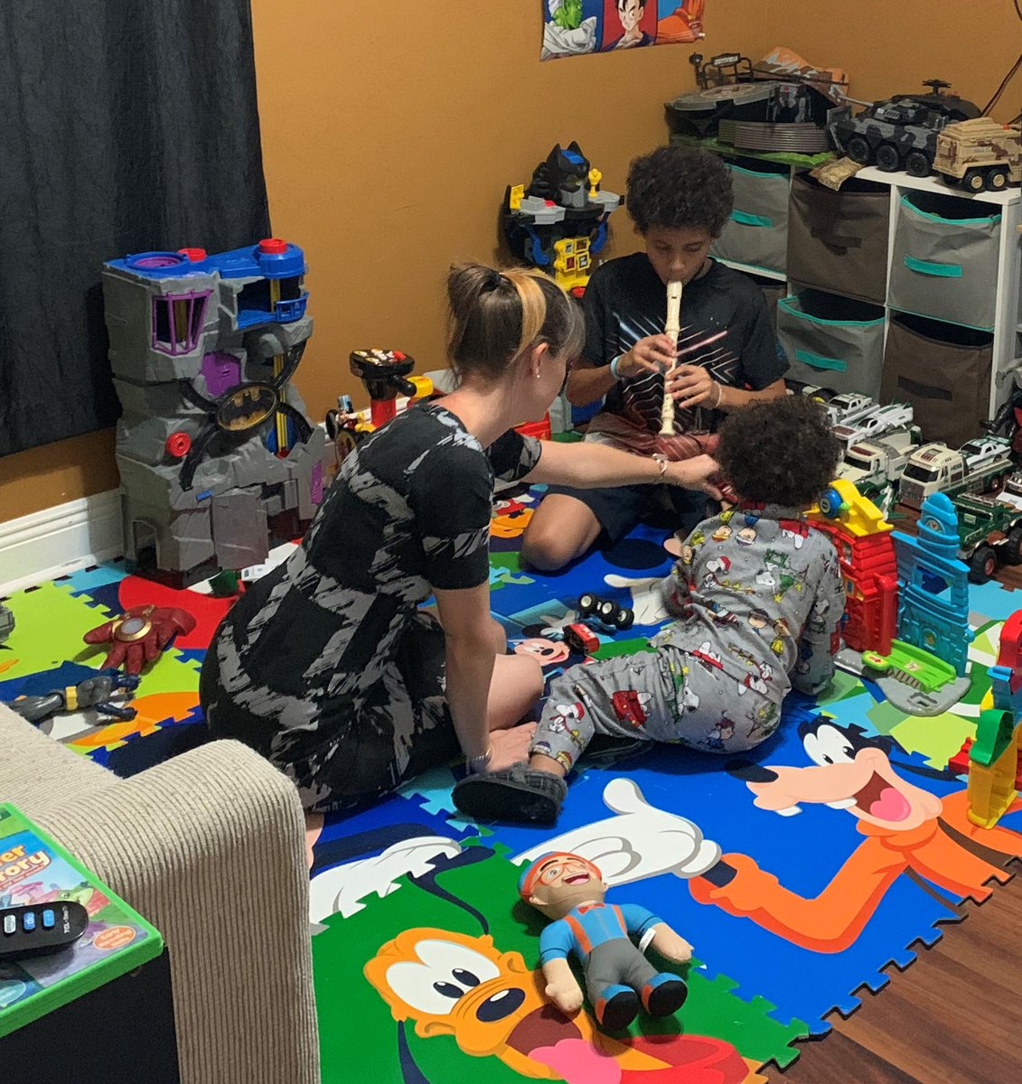 UWCollierKeys's tweet photo. his Mother's Day, we are celebrating the Collier and Monroe county moms who have stepped up to be teachers, day-care, three-meals-a-day cooks, and full-time supervisors. 

A special Happy Mother's Day to our UWCK moms!

#MothersDay https://t.co/Hipeyqe6dk