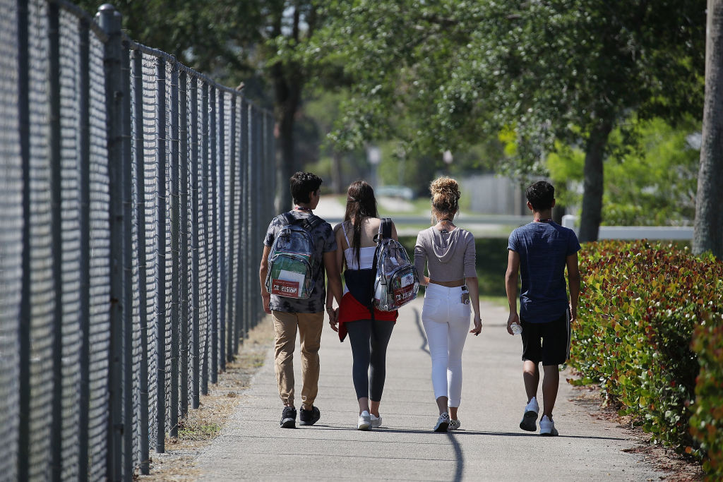 Students only learn when they are focused. Yet surveys have long shown that teenagers spend most of their day bored, zoned out and only pretending to listen  https://trib.al/LtvuMlV 