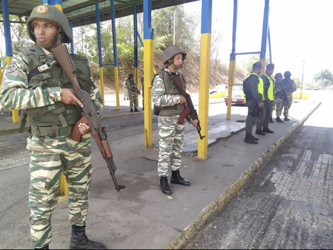 This photo from February showcases Cuba’s support for Venezuela. Cuban AKMs in the hands of the Milicia. It’s unknown when they were transferred to Venezuela but they have problems with arming the milicia which is why most are equipped with Mosin Nagants
