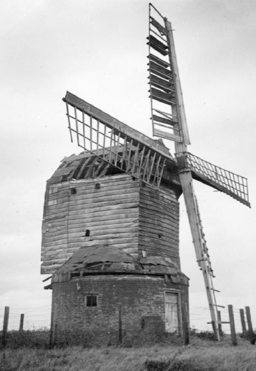 Kibworth Harcourt is Grade II* listed AND a Scheduled Ancient Monument. It's the only surviving windmill in Leicestershire with historic machinery so it’s an important part of local and national milling heritage.  #NationalMillsWeekend