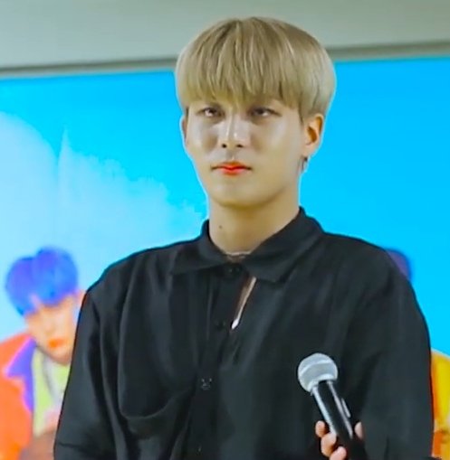 Jongho ~ Bugs Bunny a thread      #Jongho #종호 #ATEEZ   @ATEEZofficial