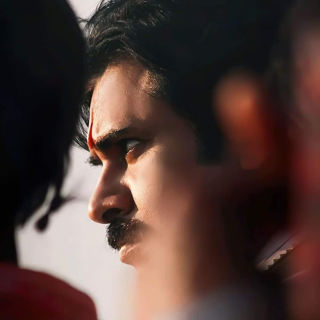 avsmanideep's tweet photo. #8YearsOfGabbarSingh  Jai pspk ❤️❤️❤️ @PawanKalyan https://t.co/0o0DiF9GnJ