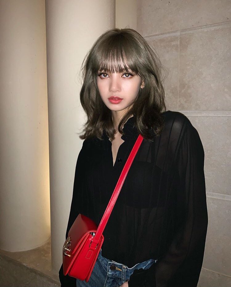 amvivi1's tweet photo. Blacpink is perfect when there are four people. Thanks Lisa, lovely and talented girl!  Have fun drawing and stay with Blinks longer! 💓 #LalisaIsThatGirl #NineYearsWithLalisa https://t.co/IrukyYpSIr