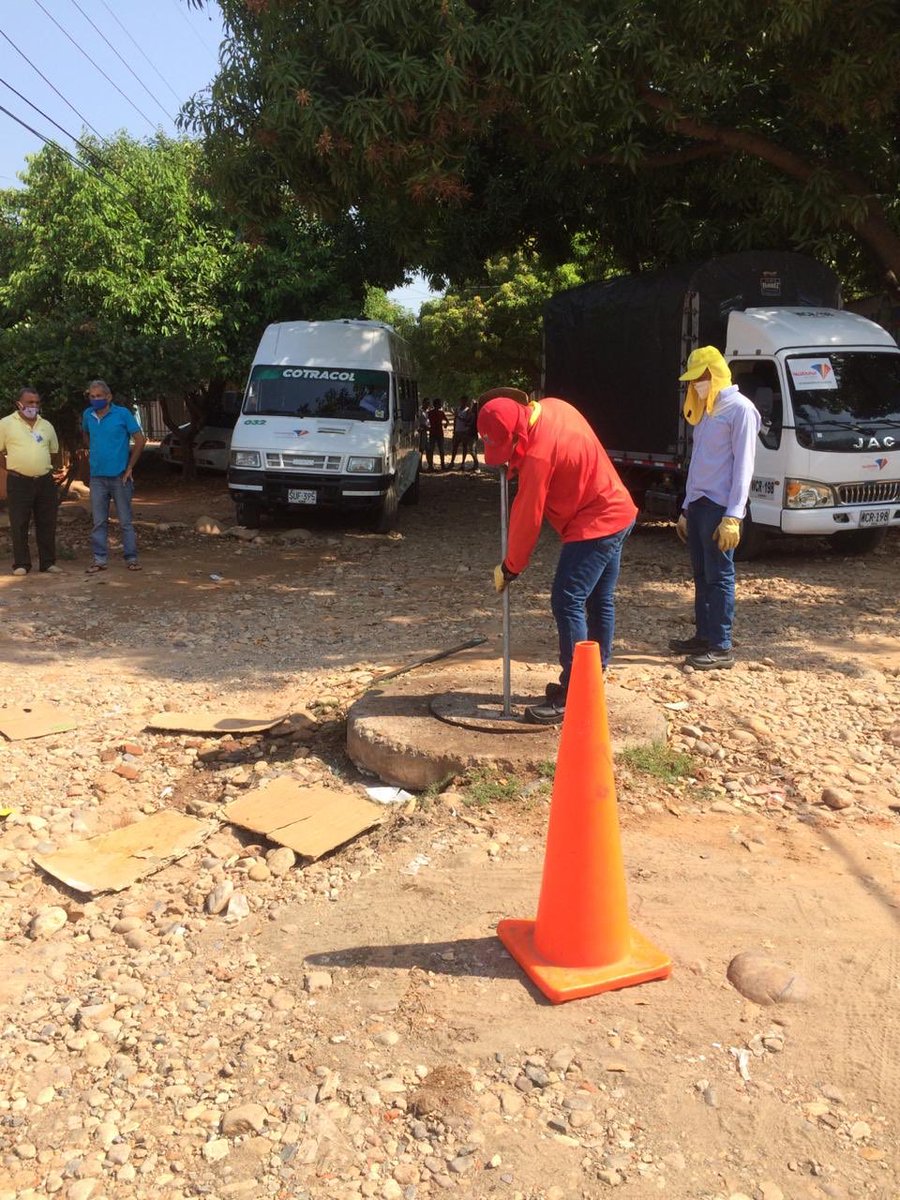 Emdupar S A E S P On Twitter Valledupar En La Manana De Hoy Operarios De Alcantarillado Realizaron Mantenimiento De Manjol En El Barrio La Nevada Mellocastrog Rafaelnicolasmt Https T Co Ljcptaaymb