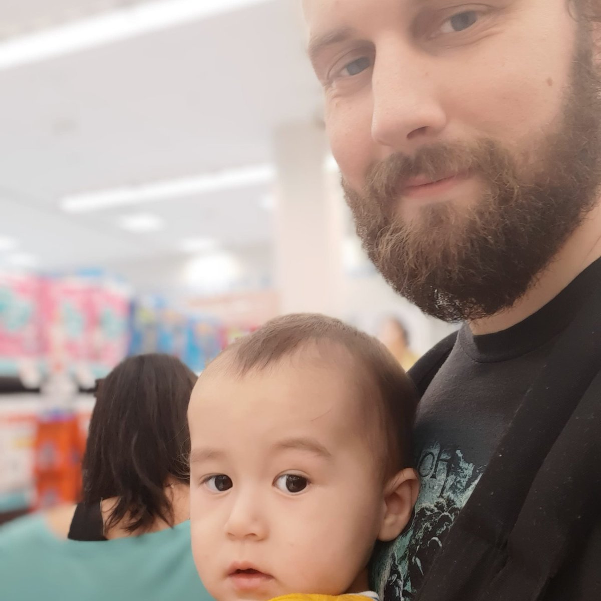 Fred_Butt's tweet photo. Selfie with Baby Fred https://t.co/kP3A2pvIWT