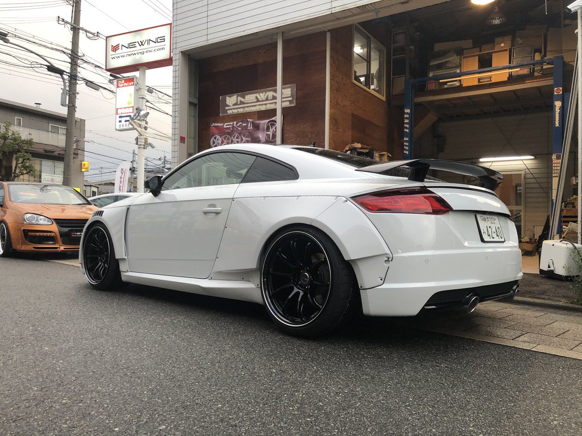 Newing Inc Sur Twitter ワイド ロー Gw前にお預かりしました Audi Tt S Line 見事な変貌へて仕上がりました Alpil オリジナルオーバーフェンダーに 今回はwork Wheel Emotionをチョイス O O ボディカラーのwhite にblack差し色に使い シンプルにカッコ