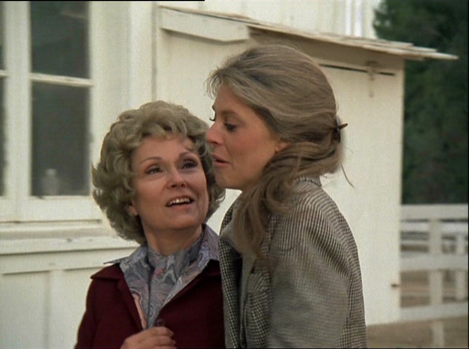 Bionic_Tweets's tweet photo. Happy #MothersDay . Where would Steve and Jaime with Helen's guidance? She was always there for her son and adopted daughter through good times and bad. Marvelously portrayed by actress Martha Scott. #SixMillionDollarMan #BionicWoman #BionicMum https://t.co/ieLzALVrMl
