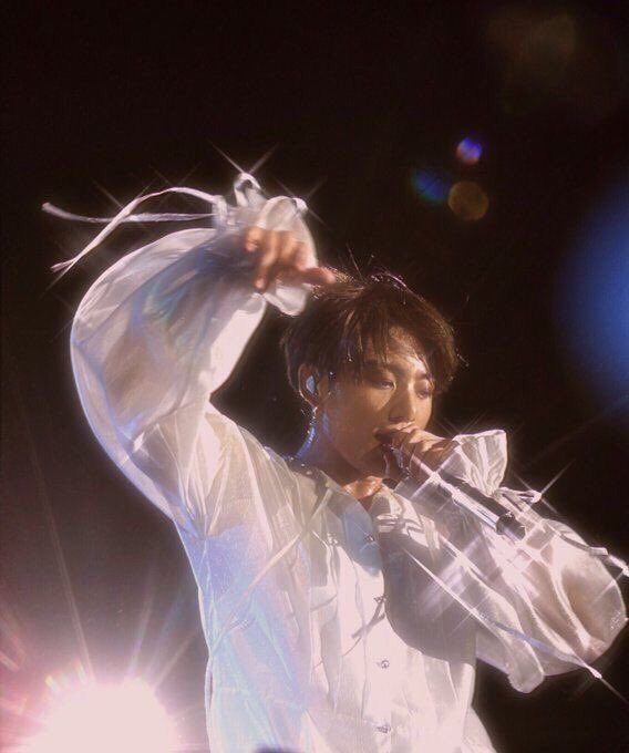 𝑗𝑢𝑛𝑔𝑘𝑜𝑜𝑘 90𝑠 ℎ𝑒𝑎𝑟𝑡𝑡ℎ𝑟𝑜𝑏- a thread ･*₊✩