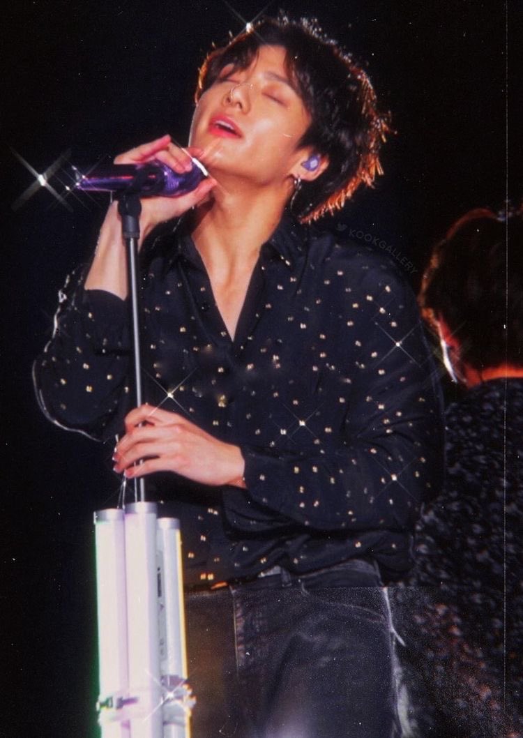 𝑗𝑢𝑛𝑔𝑘𝑜𝑜𝑘 90𝑠 ℎ𝑒𝑎𝑟𝑡𝑡ℎ𝑟𝑜𝑏- a thread ･*₊✩