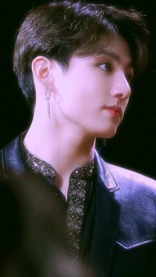 𝑗𝑢𝑛𝑔𝑘𝑜𝑜𝑘 90𝑠 ℎ𝑒𝑎𝑟𝑡𝑡ℎ𝑟𝑜𝑏- a thread ･*₊✩