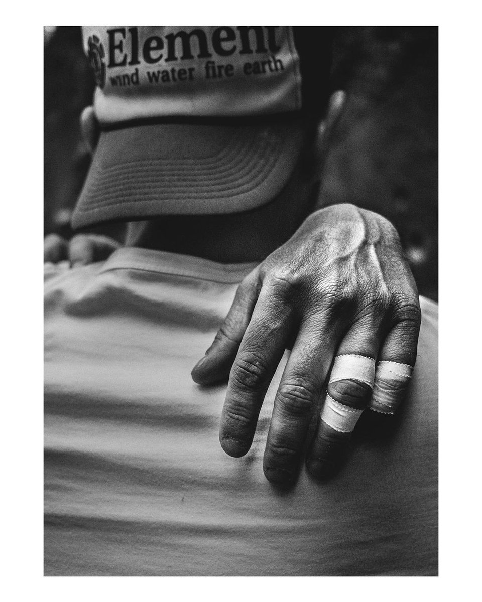 ClimbingHoldn's tweet photo. To say we miss climbing, would be a massive understatement!
Quality shots from 📸@costa_s_ . So raw 🤙
 #warmup #thepeoplewemet #climber  #rockclimbing https://t.co/C1K6MNyZ6h