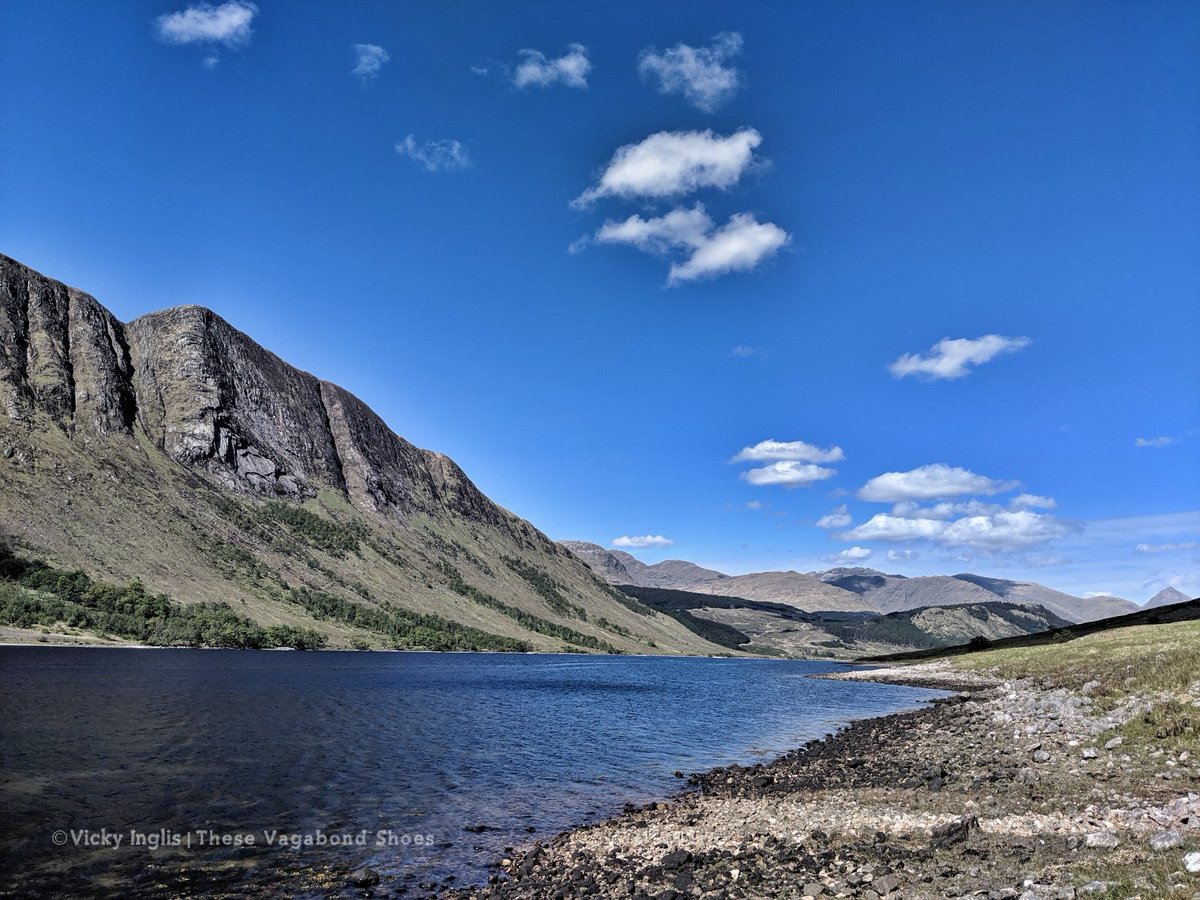 vickyinglis13's tweet photo. TGO19 Day 2: Long trudge up the loch became a slog at Kinlochetive, at times thigh-deep in bog, sapping all my energy. When I reached the Glen Etive road I was pretty much done, but still had 5.5km to go. After a coffee, I kicked off my boots to finish in flipflops. #virtualTGO https://t.co/7VwSIujLuE