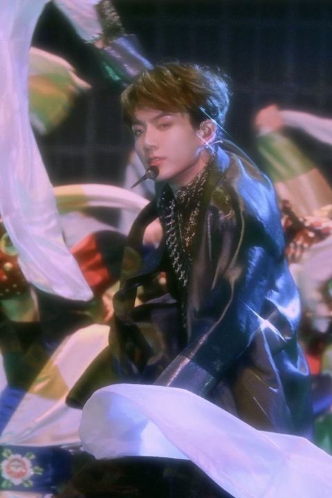 𝑗𝑢𝑛𝑔𝑘𝑜𝑜𝑘 90𝑠 ℎ𝑒𝑎𝑟𝑡𝑡ℎ𝑟𝑜𝑏- a thread ･*₊✩