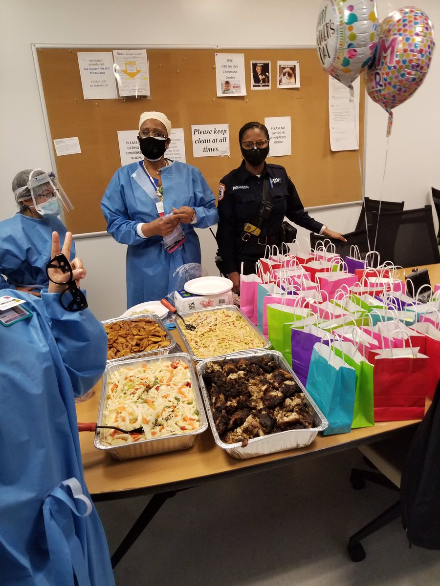 FDNY's tweet image. FDNY members from #Station58 surprised the Mothers on the overnight shift at @KingsCountyHosp and @BrookdaleBK Emergency Departments with dinner and a gift. Happy Mother’s Day from the FDNY!