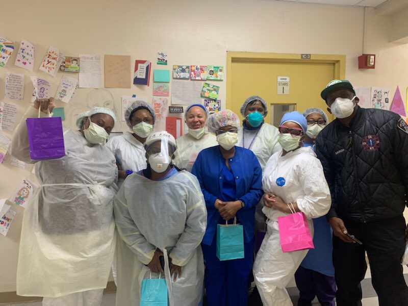 FDNY's tweet image. FDNY members from #Station58 surprised the Mothers on the overnight shift at @KingsCountyHosp and @BrookdaleBK Emergency Departments with dinner and a gift. Happy Mother’s Day from the FDNY!