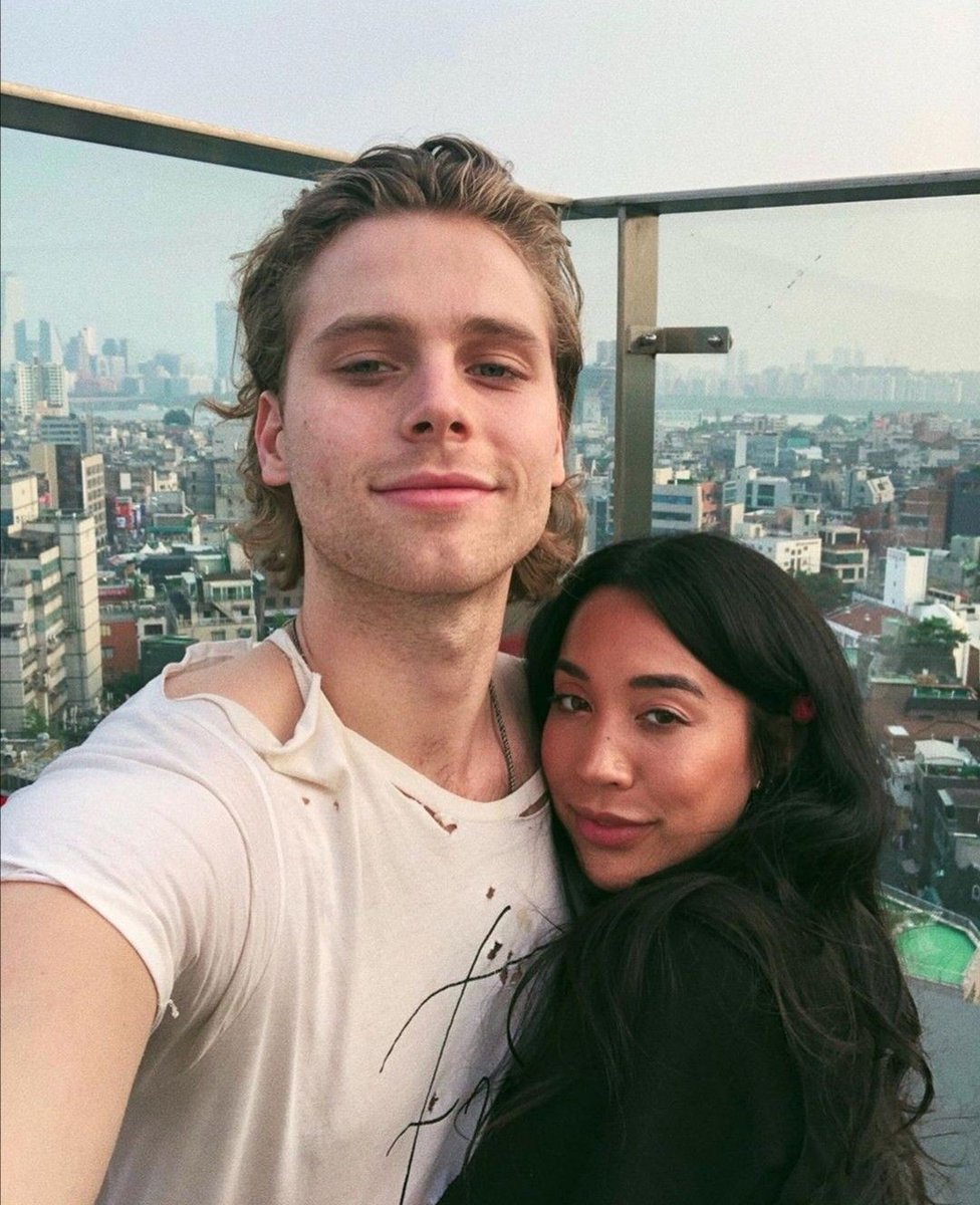 luke hemmings as rudy pankow a thread: