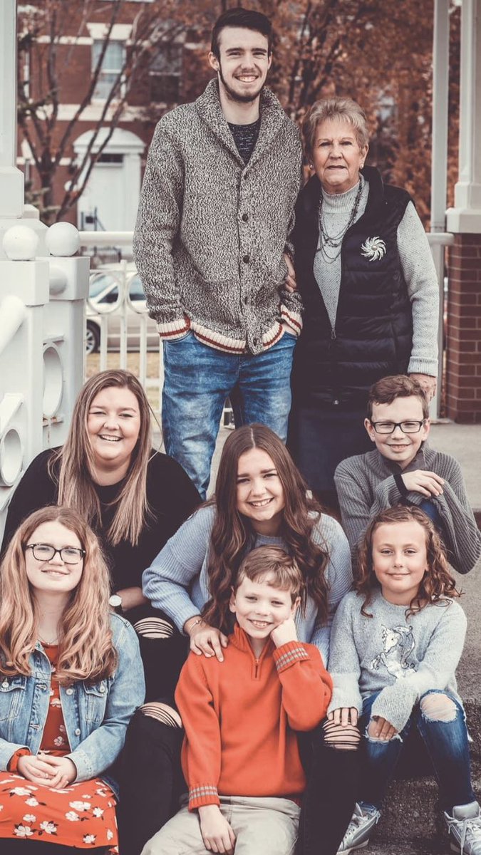 charleneritchie's tweet photo. It’s gonna be a different kinda day to celebrate you mum. Short term pain for long term gain till we can hug you again and have our family Sunday dinners. We love you and thank you for all you do for our families 💐😘❤️ https://t.co/J5DYugHb35