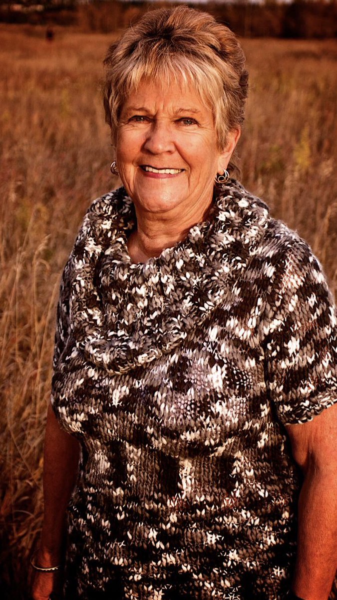 charleneritchie's tweet photo. It’s gonna be a different kinda day to celebrate you mum. Short term pain for long term gain till we can hug you again and have our family Sunday dinners. We love you and thank you for all you do for our families 💐😘❤️ https://t.co/J5DYugHb35