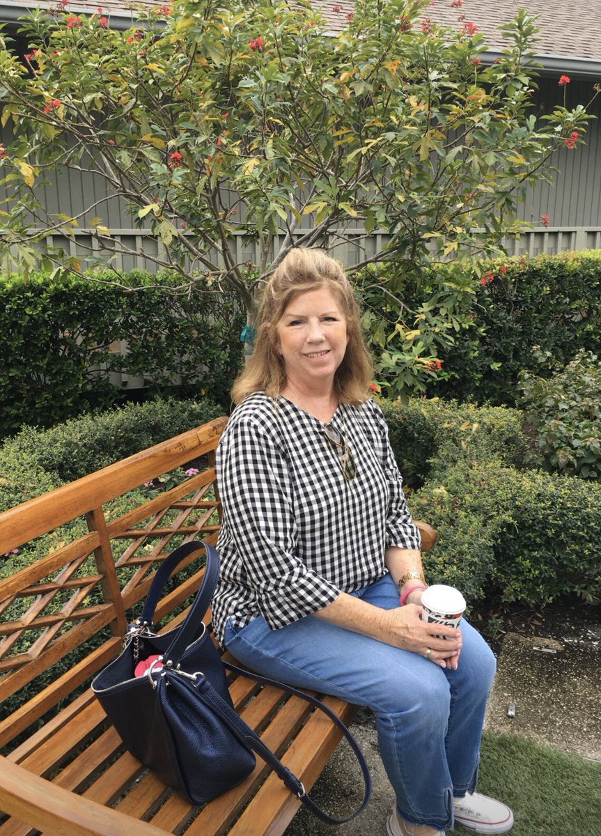 alsm8d's tweet photo. Happy Mother’s Day to my beautiful Mom! I am so thankful for you and everything you do for our family! I love you Mom, have the best day today! 💕@beaspringman https://t.co/OiZWX9wZQW